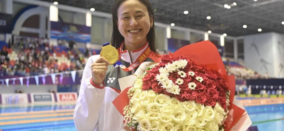 Singapore swimmer Quah Ting Wen named best athlete of 32nd SEA Games