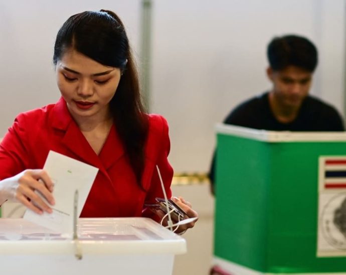 Thai election agency criticised after snags in early voting