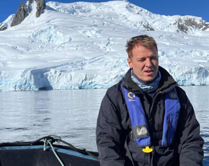 The Climate Conversations: Singapore researchers come face to face with Antarctica’s melting glaciers