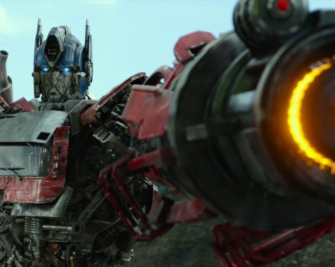 Transformers: Rise Of The Beasts will have its world premiere in Singapore with the cast attending