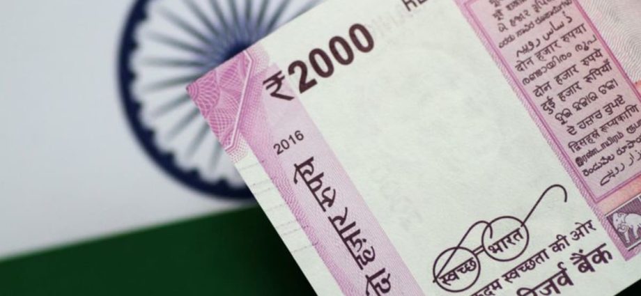 What India's decision to scrap its 2,000-rupee note means for its economy