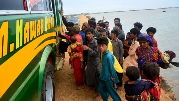 Biparjoy: India, Pakistan evacuate thousands ahead of cyclone