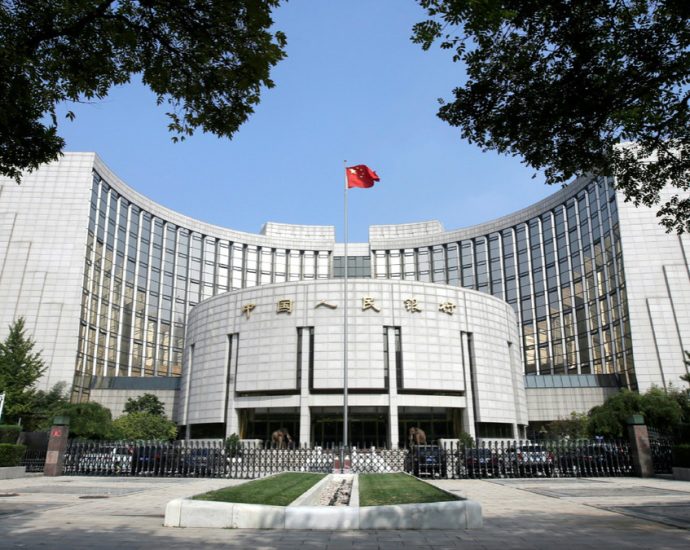 Chinaâs new monetary stimulus will lure foreign investors
