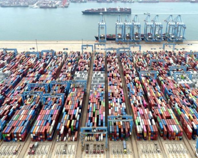 China's exports tumble in May as global demand falters