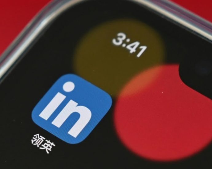 Commentary: What Western tech firms can learn from LinkedInâs failure in China