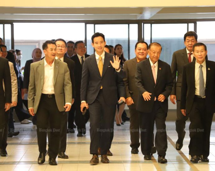 Eight-party alliance brings forward timeline to form government