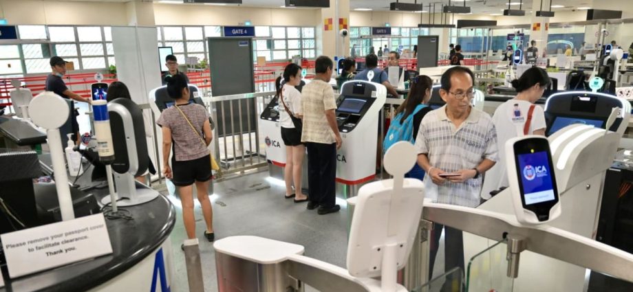 Faster clearance at Woodlands Train Checkpoint with new immigration kiosks: ICA