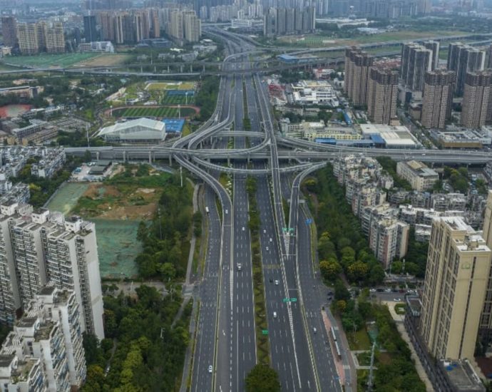 Fourteen killed in Sichuan province landslide