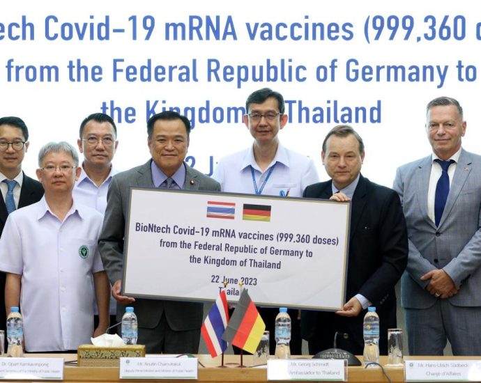 Germany donates bivalent Covid-19 jabs