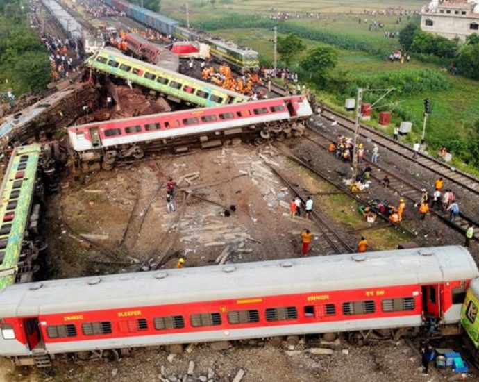 India’s Central Bureau of Investigation to probe railway crash, with focus on track management system