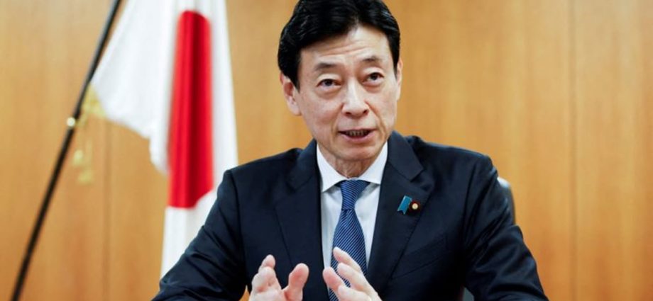 Japan to put South Korea back on trade ‘white list’