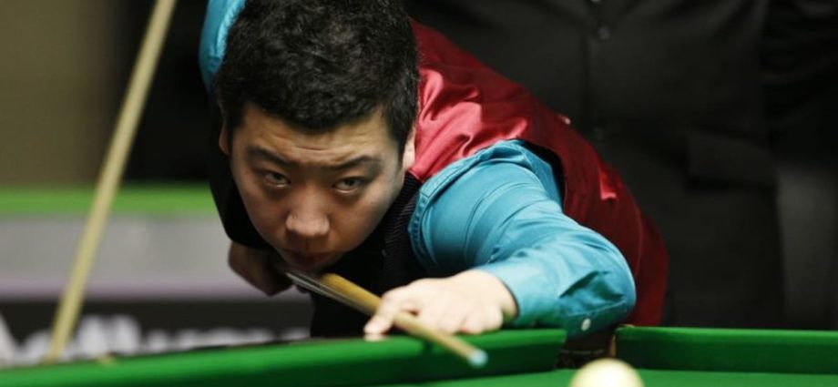 Two Chinese players handed lifetime snooker bans for match-fixing