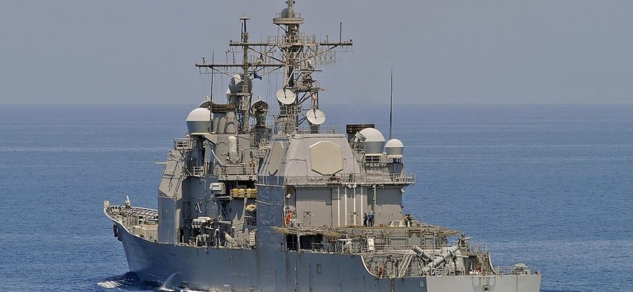 US Navyâs DDG(X) destroyer design is full of holes