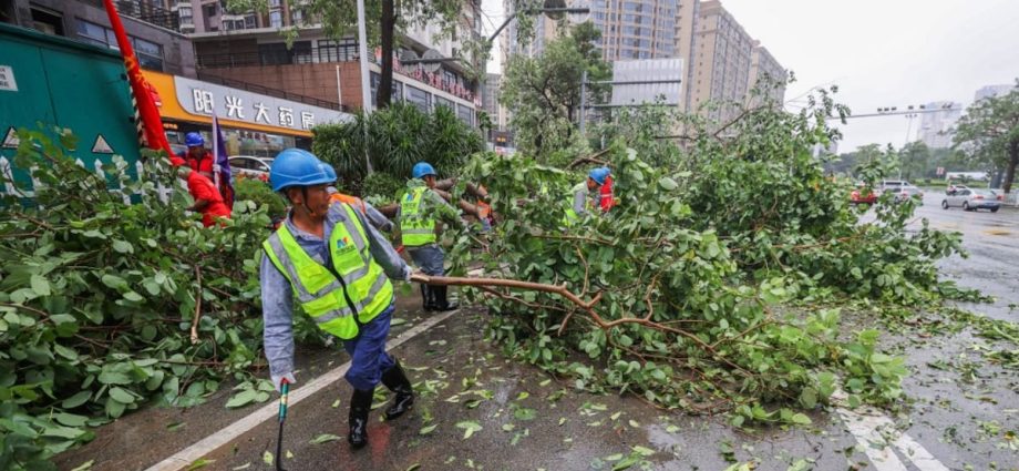 Beijing on alert as Typhoon Doksuri sweeps northwards
