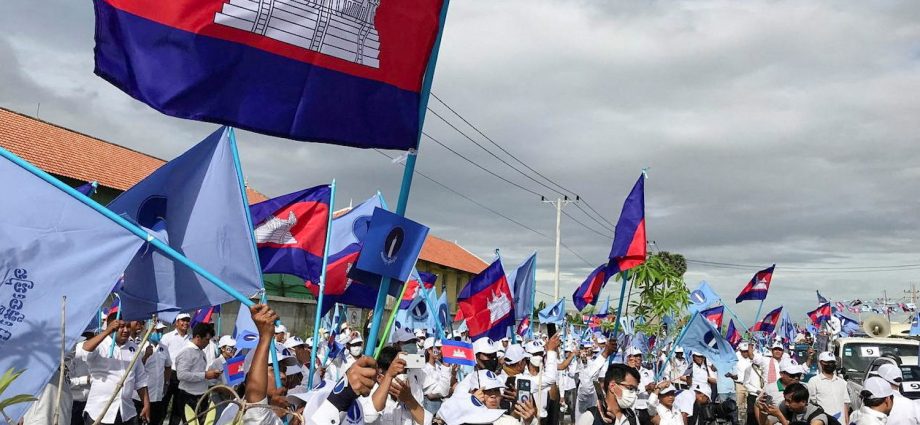 Cambodian opposition figure arrested in Bangkok