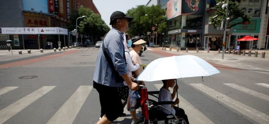 China reports record temperature for mid-July at 52.2 degrees Celsius