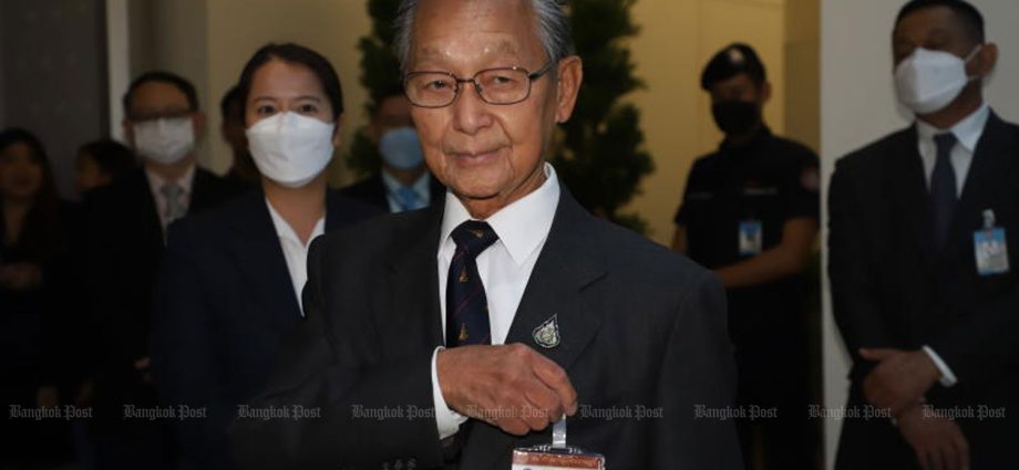 Chuan warns Dems over coalition choice
