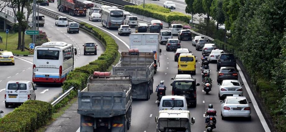 COEs mostly fall in latest bidding exercise; premium for smaller cars rises