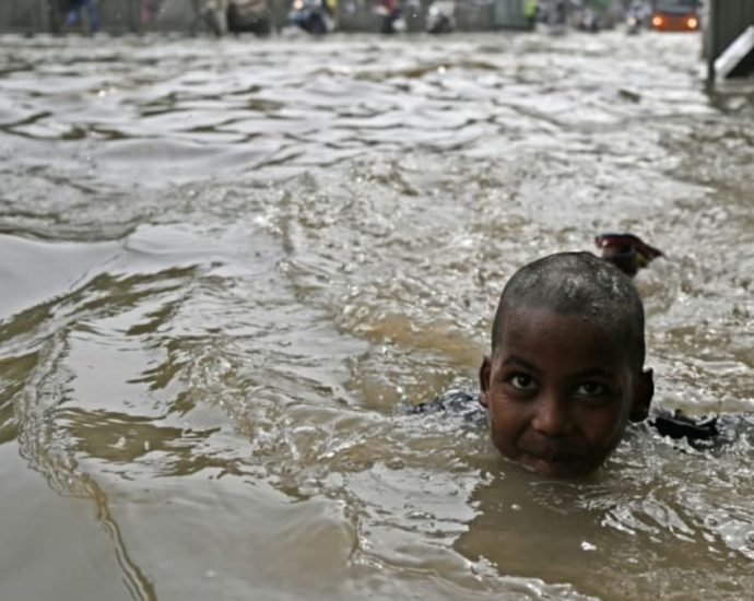 Delhi river reaches record high in monsoon floods