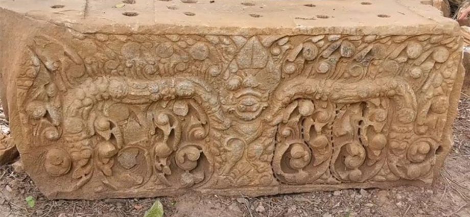 Dig uncovers four stone lintels at Hindu temple