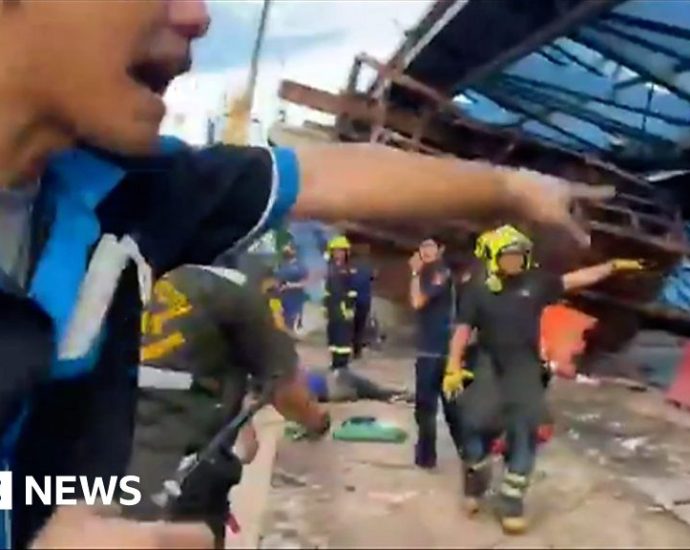 Footage shows moment of Bangkok highway collapse