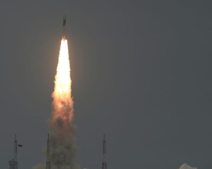 India shoots for the moon with latest rocket launch