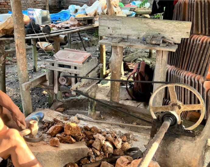 Inside Lombokâs secretive gold mining community, slowly suffering from poisoning
