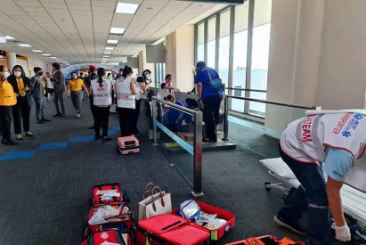 ‘Lost screws’ to blame for  airport leg mangling