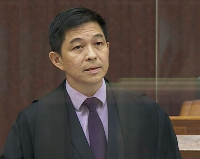 Speaker of Parliament Tan Chuan-Jin apologises for using unparliamentary language