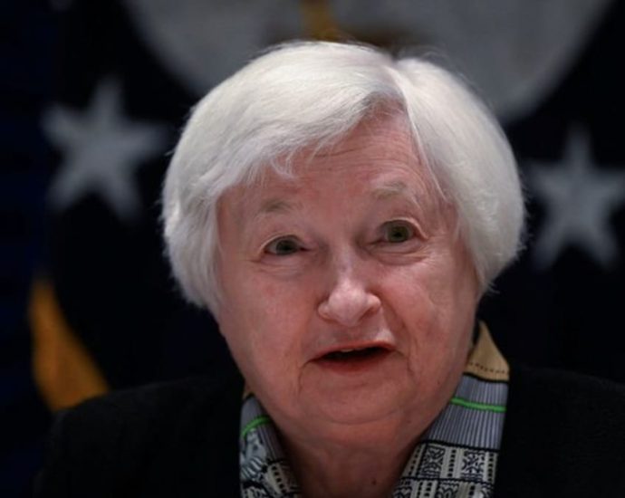 Yellen stresses ‘fair’ rules, communication in Beijing meetings