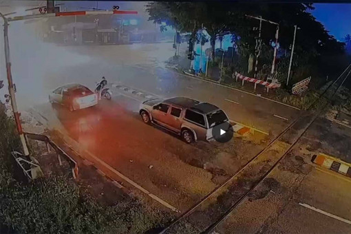 Car bomb explodes in Narathiwat, no casualties