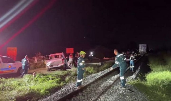 Eight killed, three injured as pick-up hit by train at railway crossing