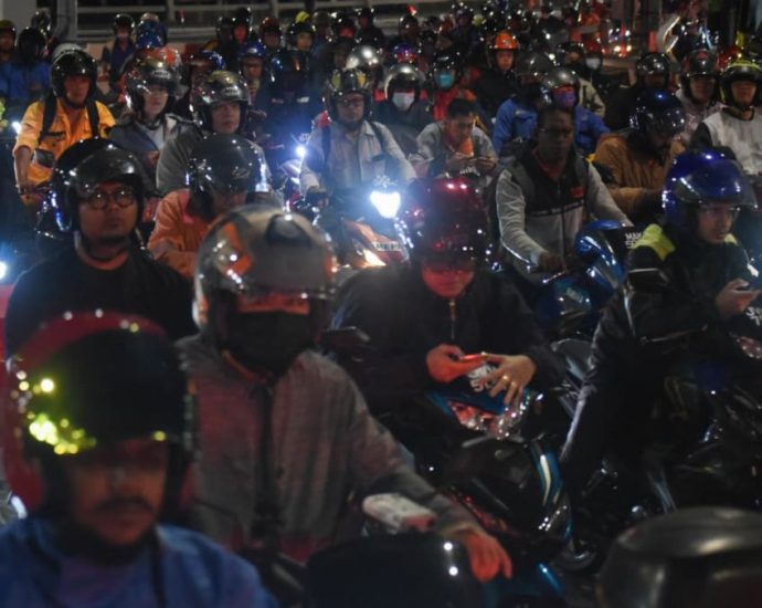 Faster immigration clearance for motorcyclists arriving at Tuas Checkpoint with new route diversion