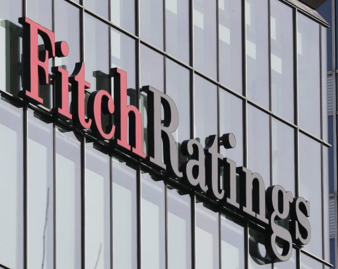 Fitch downgrading US puts Asiaâs $3.2 trillion at risk