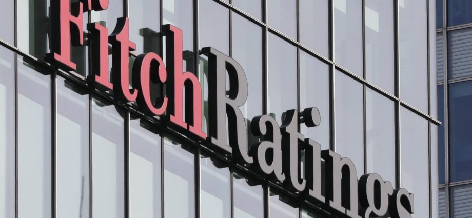 Fitch downgrading US puts Asiaâs $3.2 trillion at risk