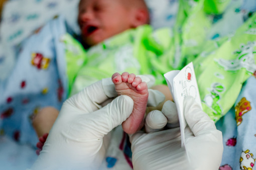 Free health screening for newborns as birth rate slumps