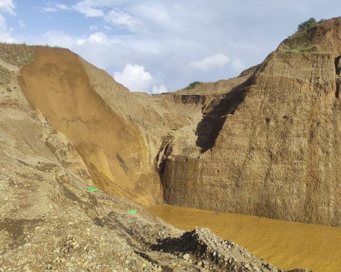 Landslide at Myanmar jade mine leaves more than 30 people missing, says rescue official