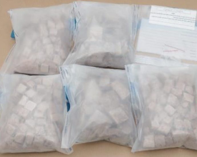 More than 2kg of heroin, Ice worth almost S$250,000 seized at Woodlands Checkpoint