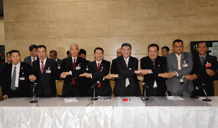 Pheu Thai brings 6 small parties into its alliance