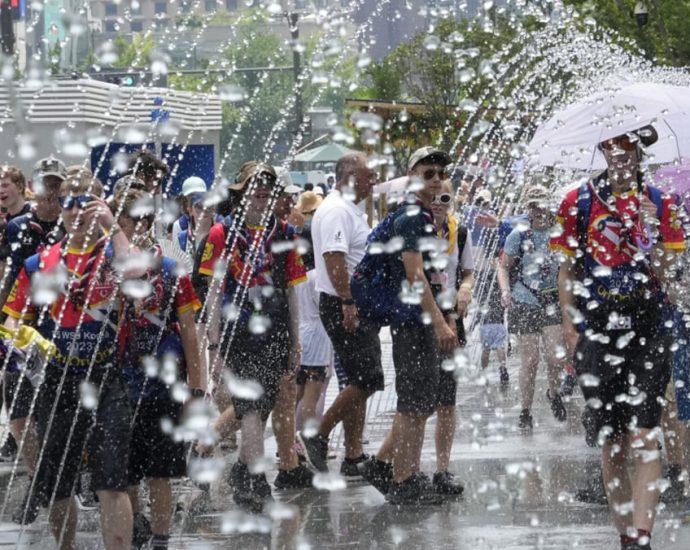 South Korea raises heat alert to highest amid sweltering weather