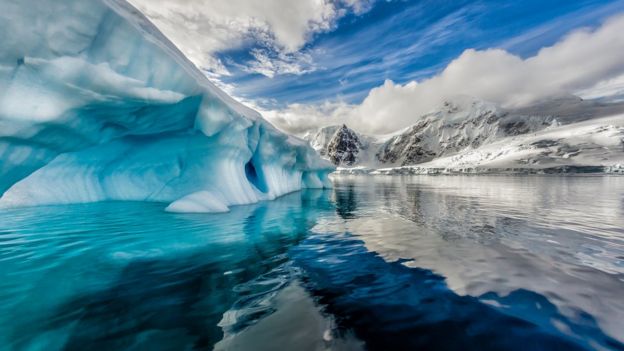 Australia launches mission to rescue Antarctic researcher