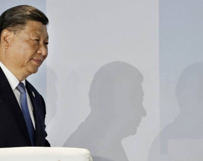 China willing to work with South Korea ahead of summit with Japan: Xi Jinping