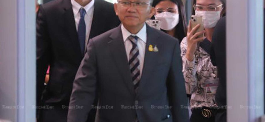 DPM Somsak wants more gambling legalised, especially football