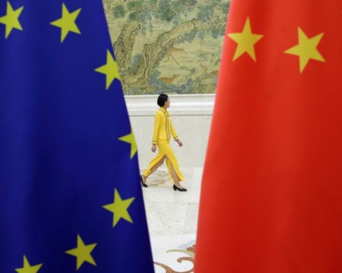 EU trade chief warns businesses questioning future in China