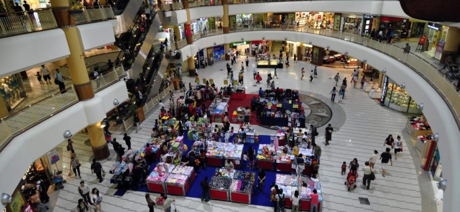 Great Singapore Sale won't be scrapped, but longtime organiser will become 'just a coordinating partnerâ
