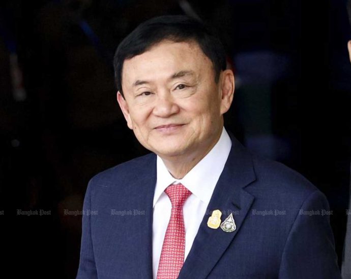 Thaksin's lawyer mulls parole bid