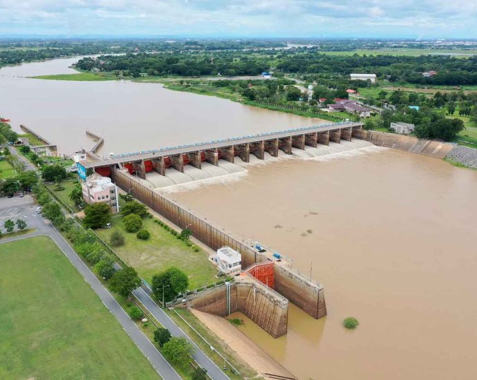 Ayutthaya faces threat of flooding