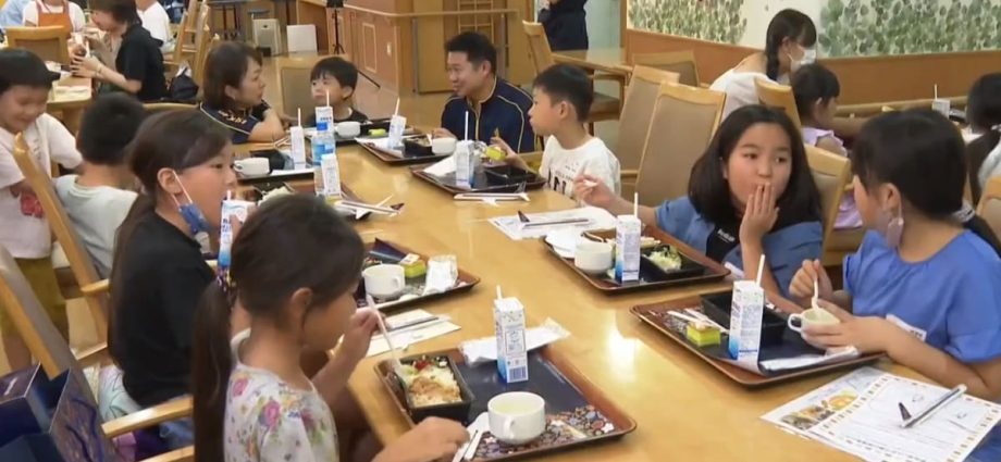 Children in Japan bring cheer to nursing homes by popping by for meals once a month
