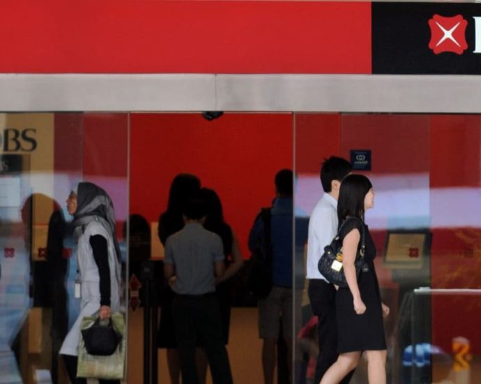 DBS resumes banking services following earlier outage