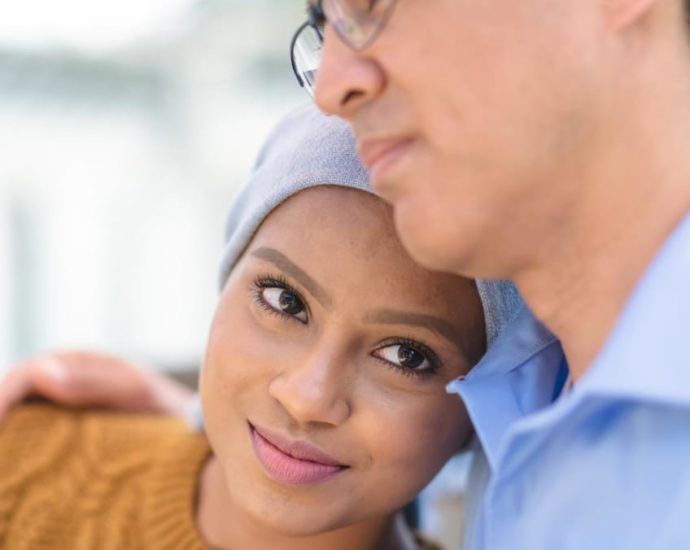 Dear men, here are 9 ways you can support your wife or girlfriend diagnosed with breast cancer